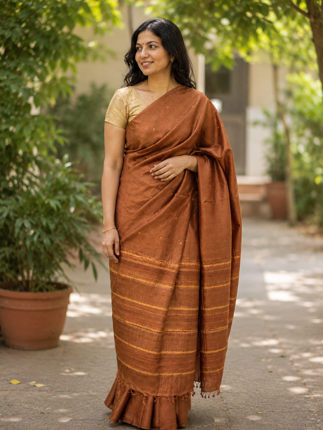Pure Handloom Tussar Silk Saree with Sequin Buti